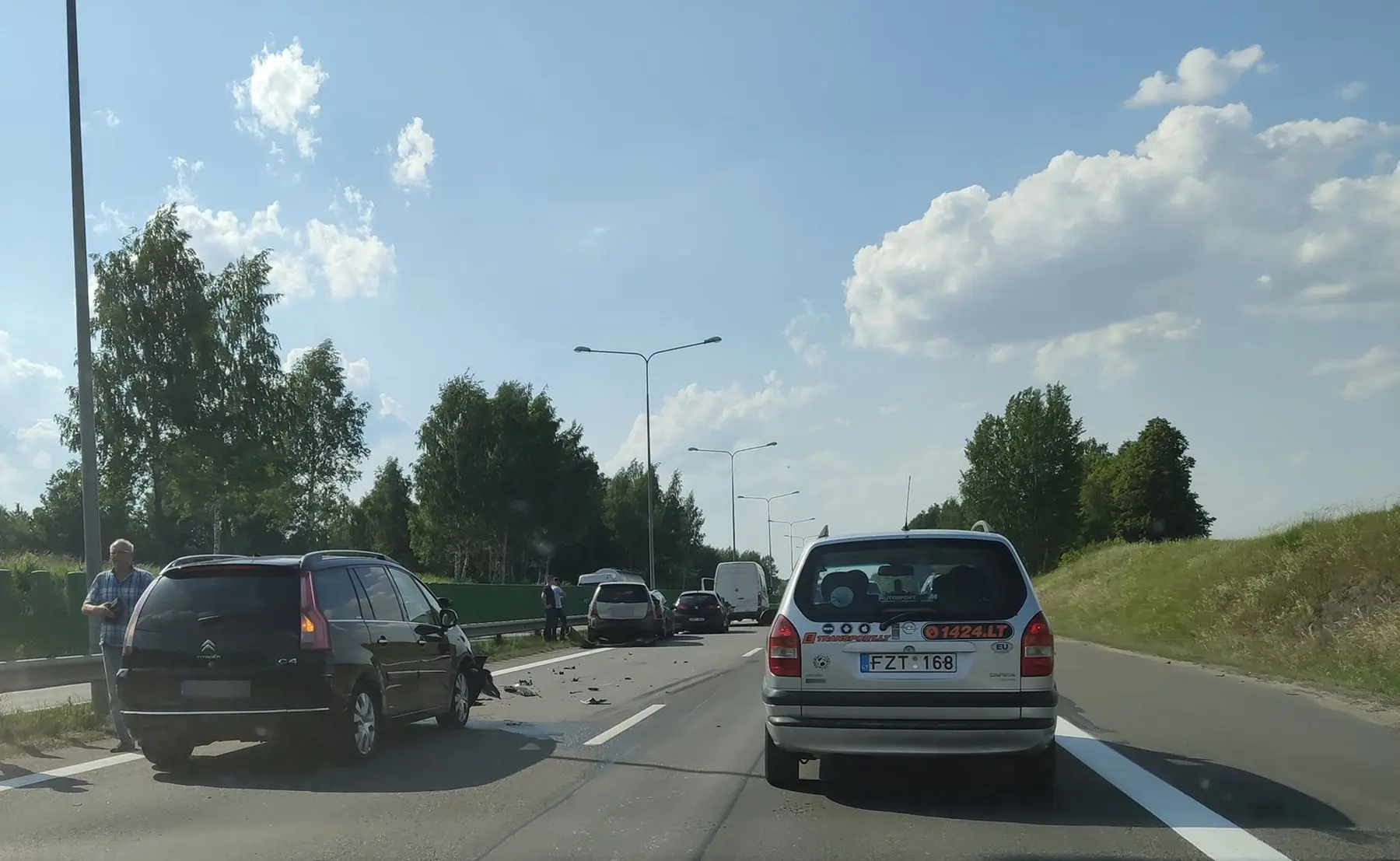 Avarija ties Neveronimis