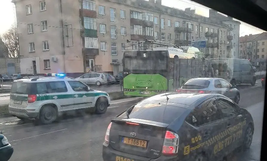 Troleibuso avarija Taikos prospekte