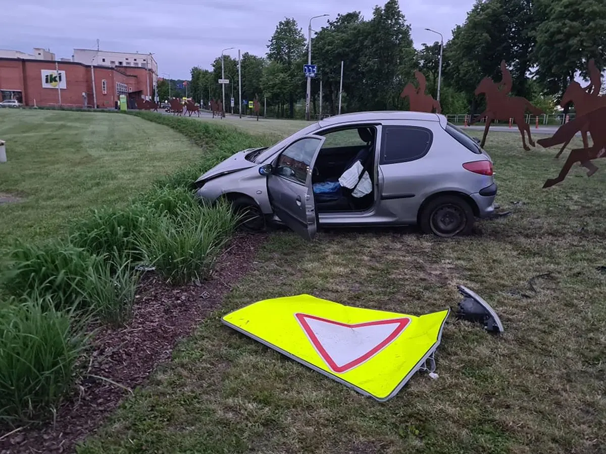 Avarija Kauno pilies žiedinėje sankryžoje