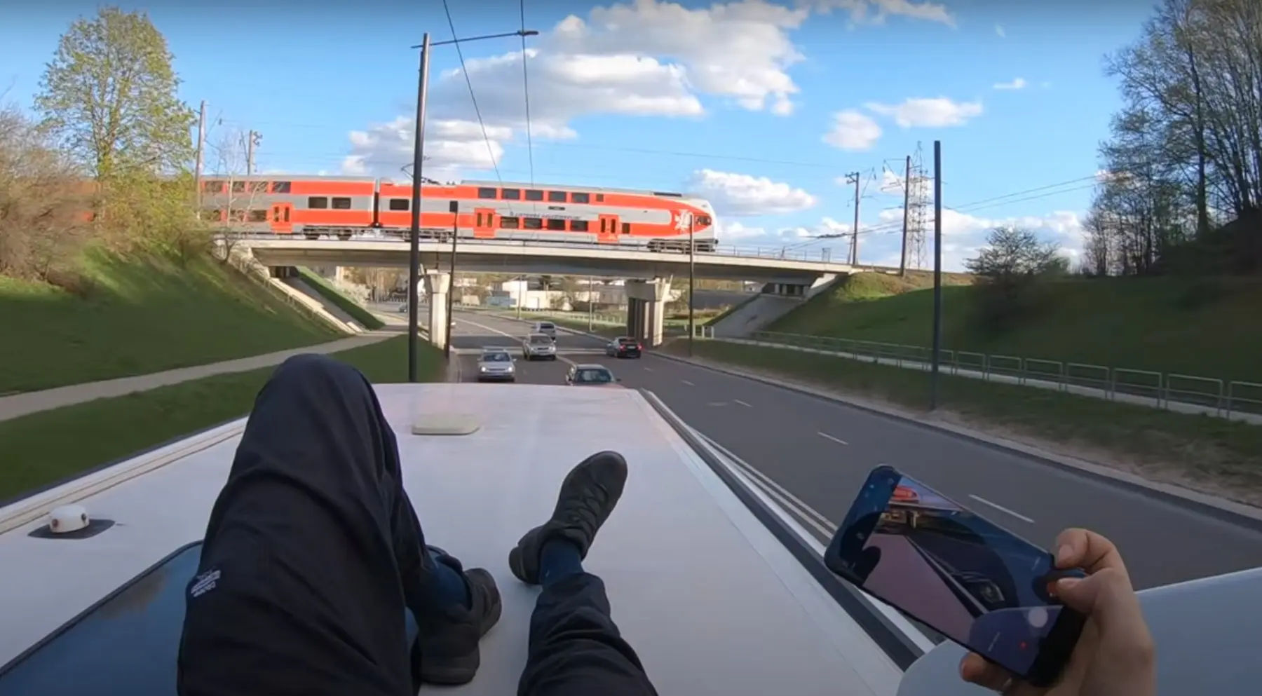 Ant autobuso stogo
