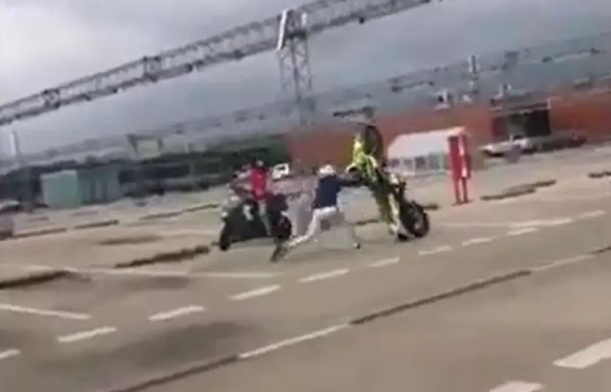 Motociklo incidentas „Akropolio“ aikštelėje