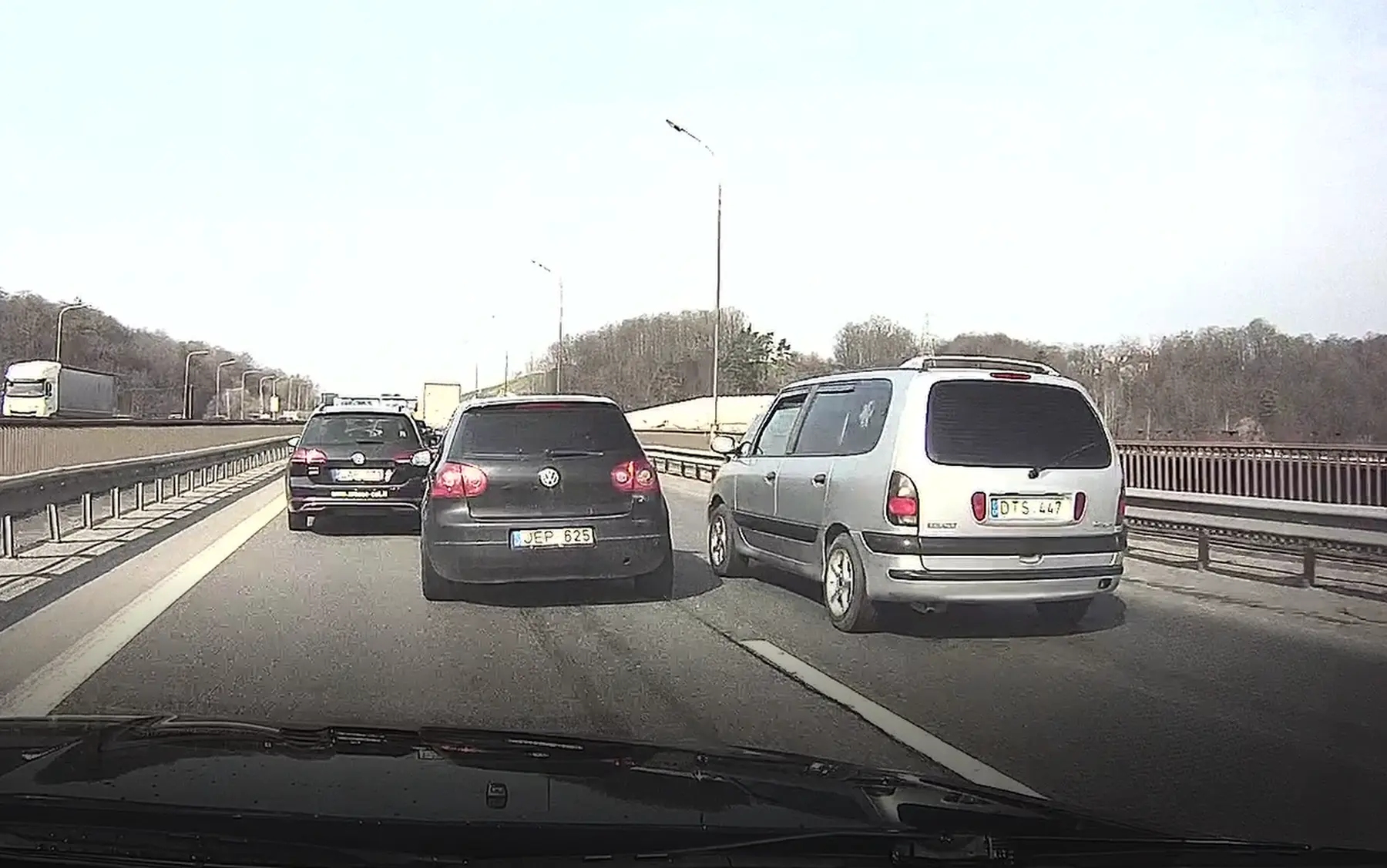 Manevrai ant Kleboniškio tilto