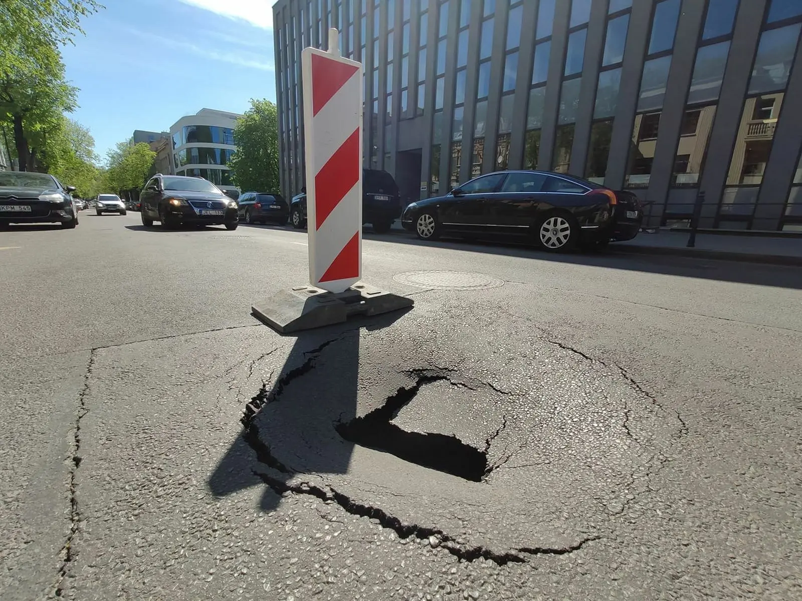Smegduobė V. Putvinskio gatvėje / R. Tenio nuotr.