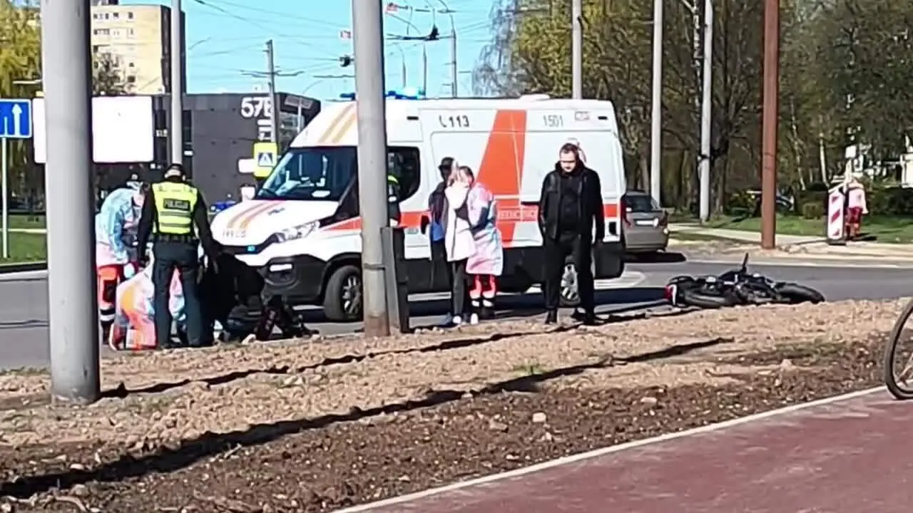 512708