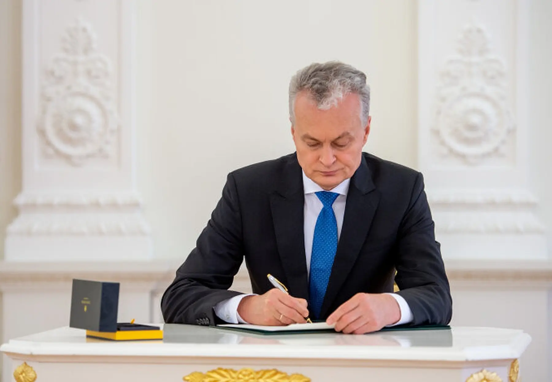Gitanas Nausėda