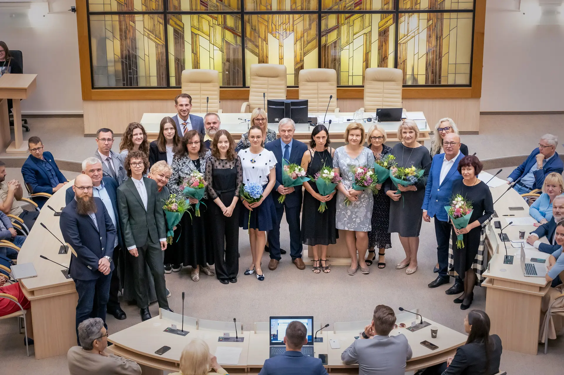 Tarybos posėdyje apdovanoti Kauno šimtukininkai