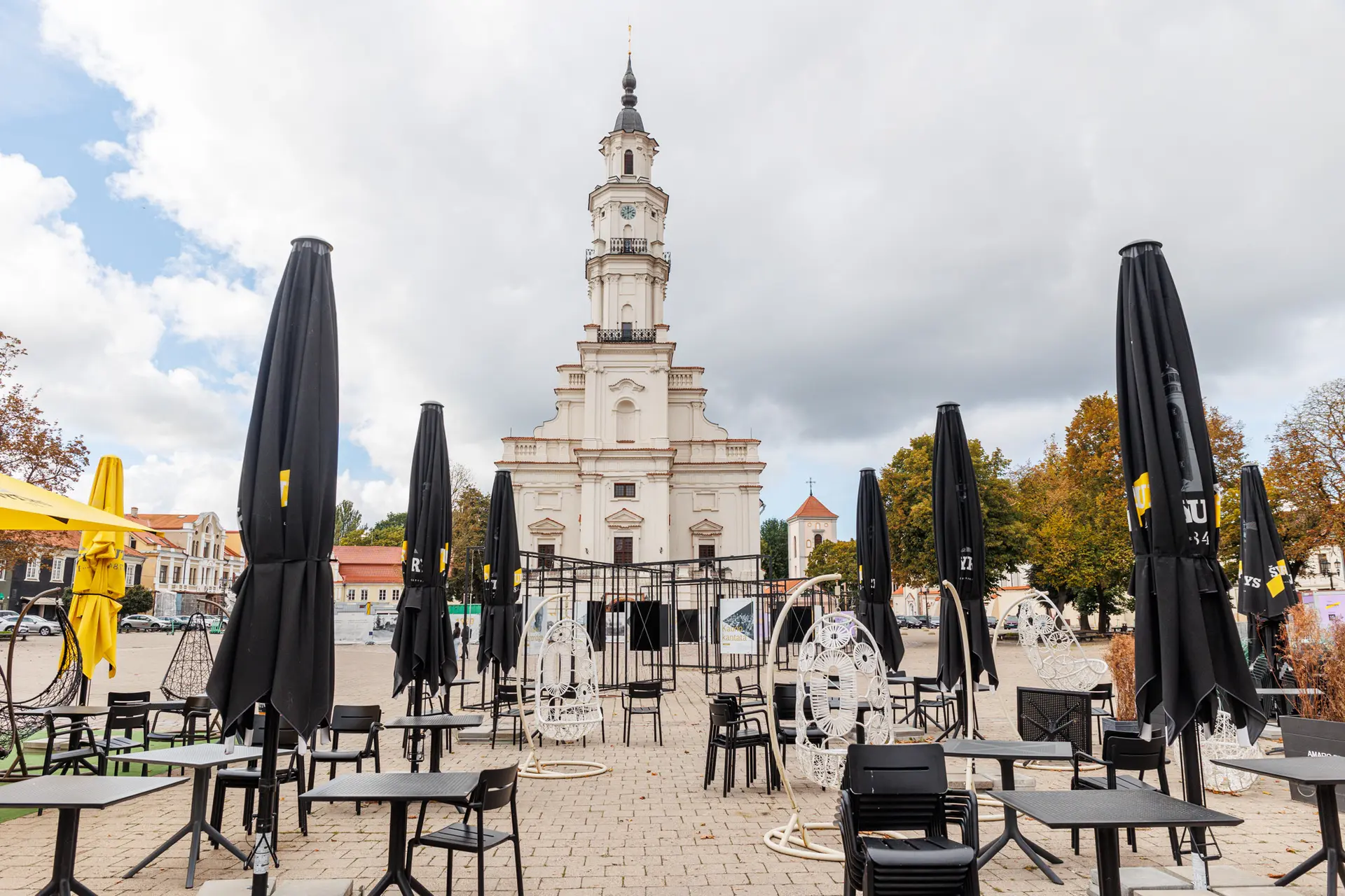 Kavinės Rotušės aikštėje