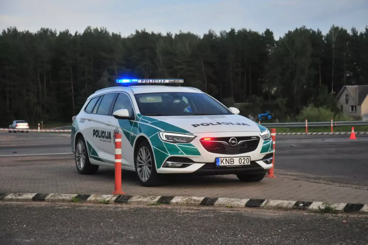Policija
