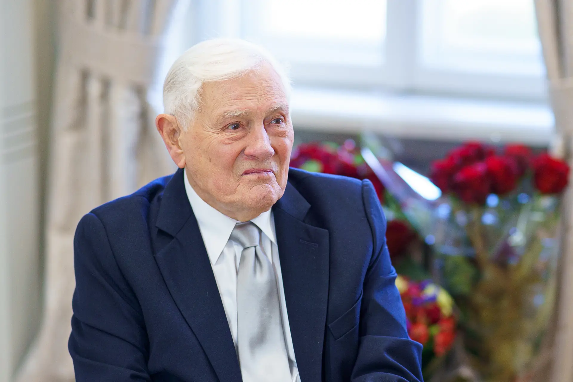 Valdas Adamkus