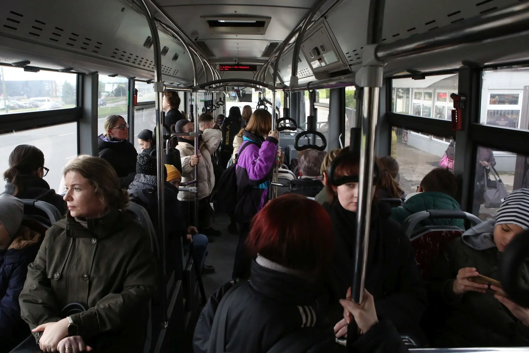 Kelionė sausakimšu autobusu