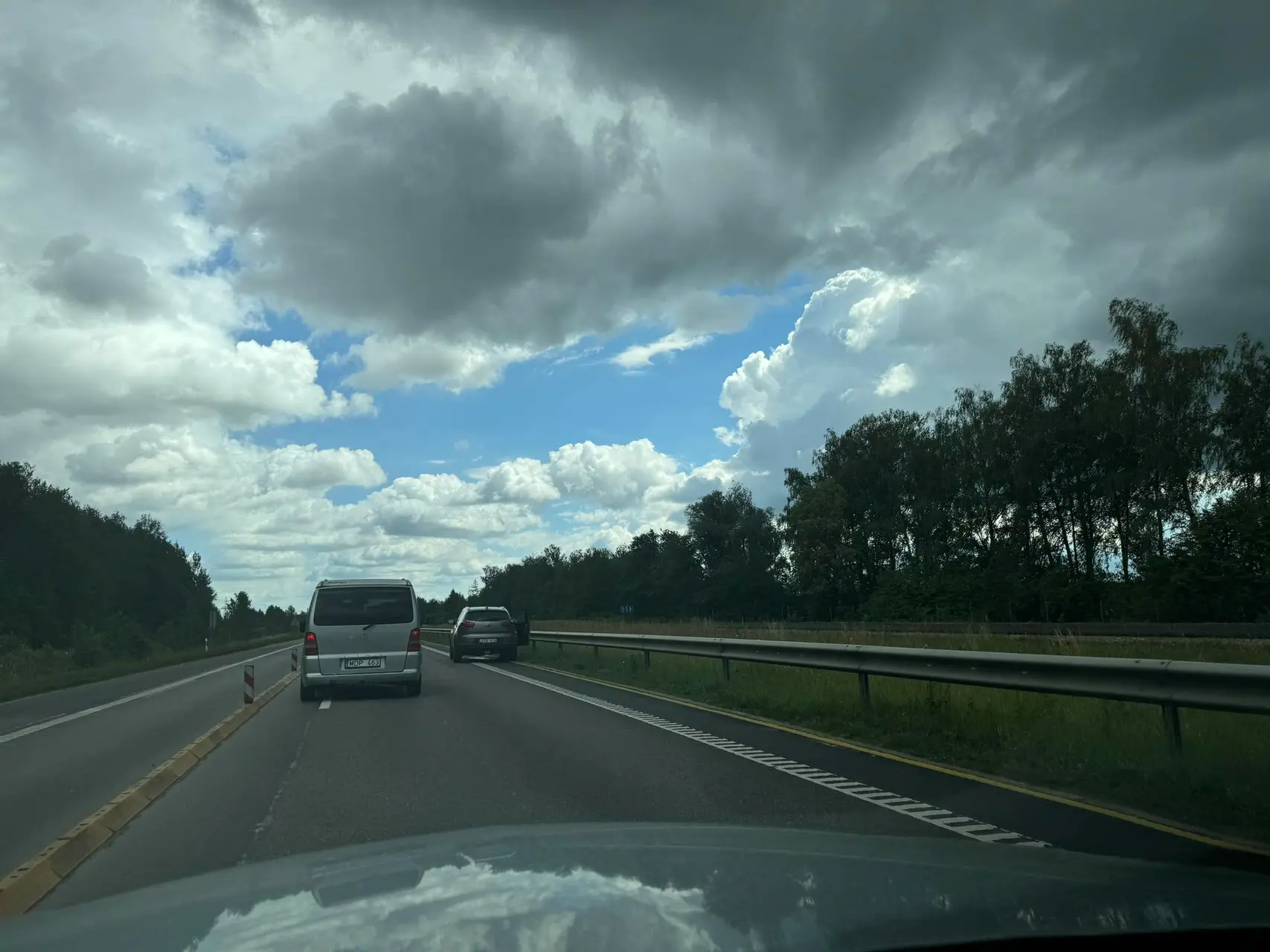 Spūstys A1 kelyje