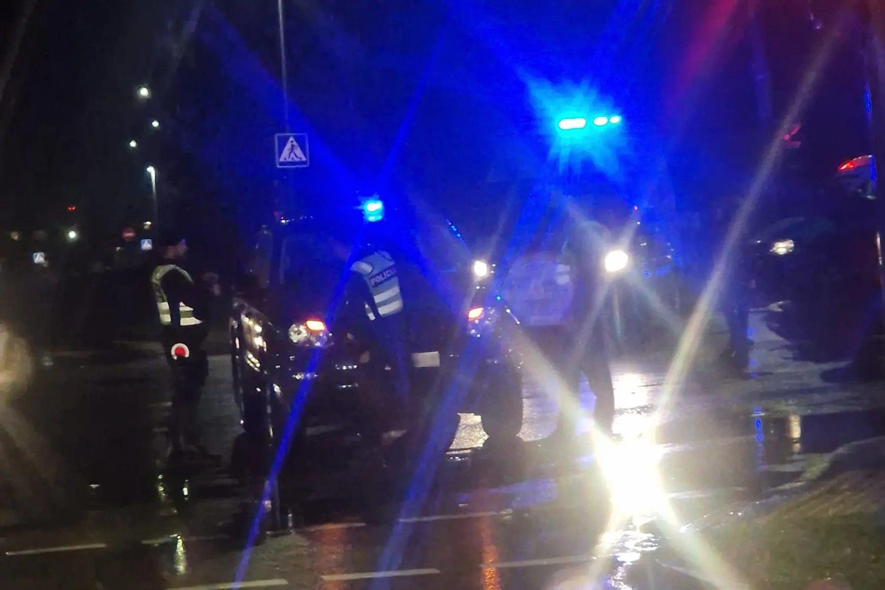 Policija, avarija taikos pr ir garažų g sankryžoje