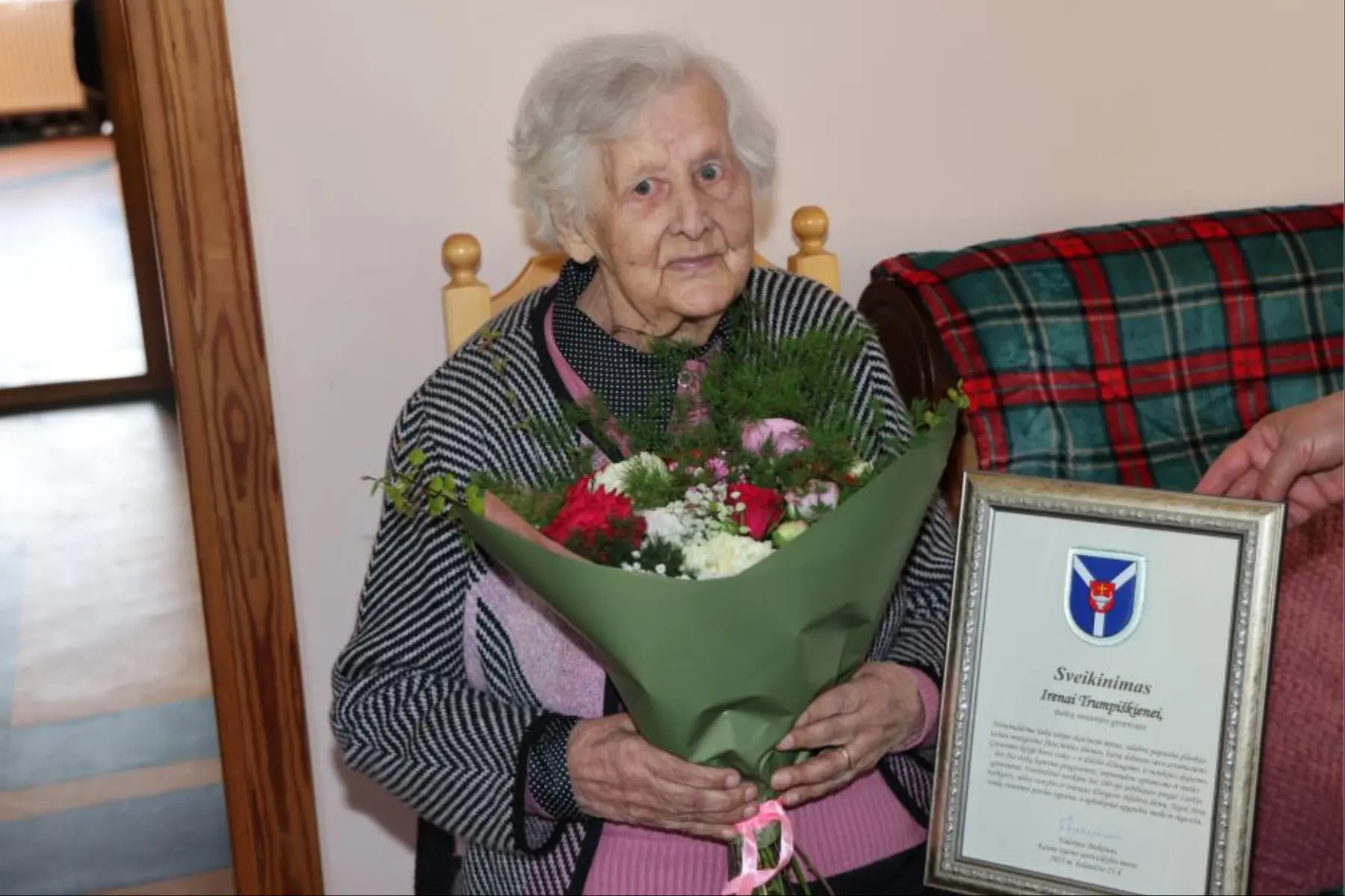 Šimtąjį gimtadienį atšventusi Irena / KRS nuotr.