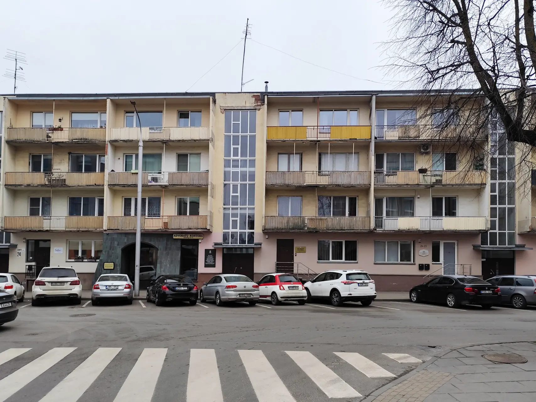 I. Kanto g. 24,  Daugiabučiai