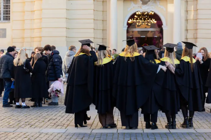 Studentai, aukštosios mokyklos
