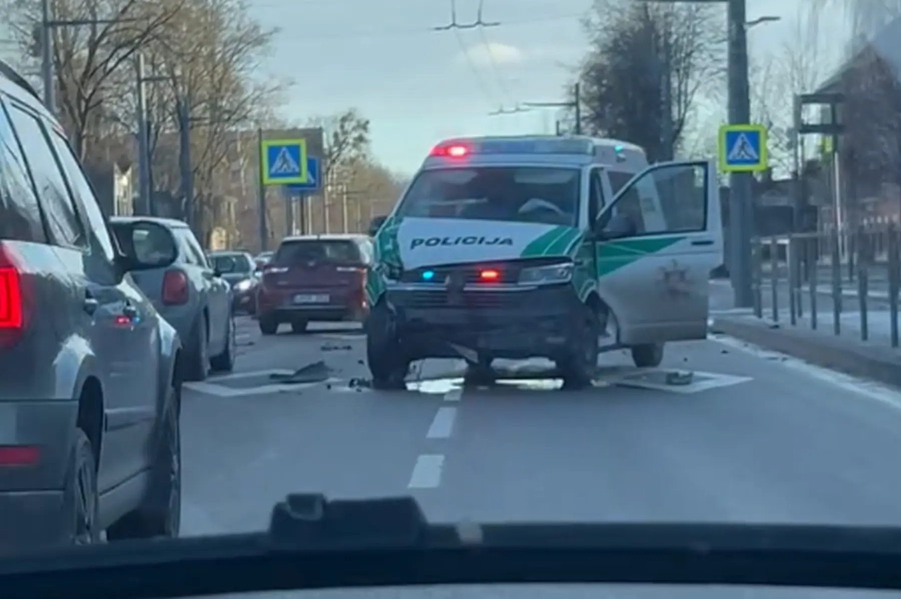 policija