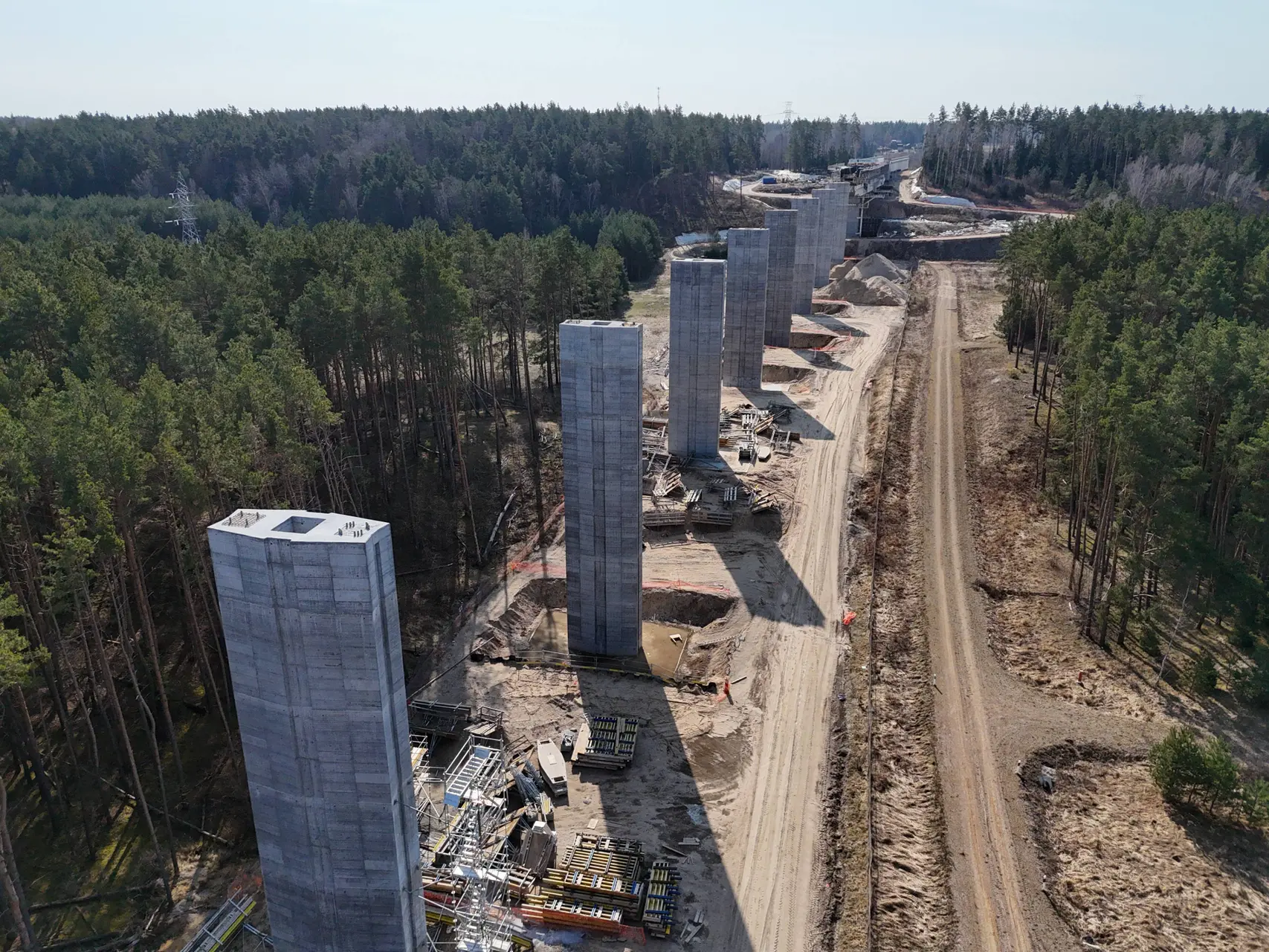 Tilto per Nerį statybų aikštelė
