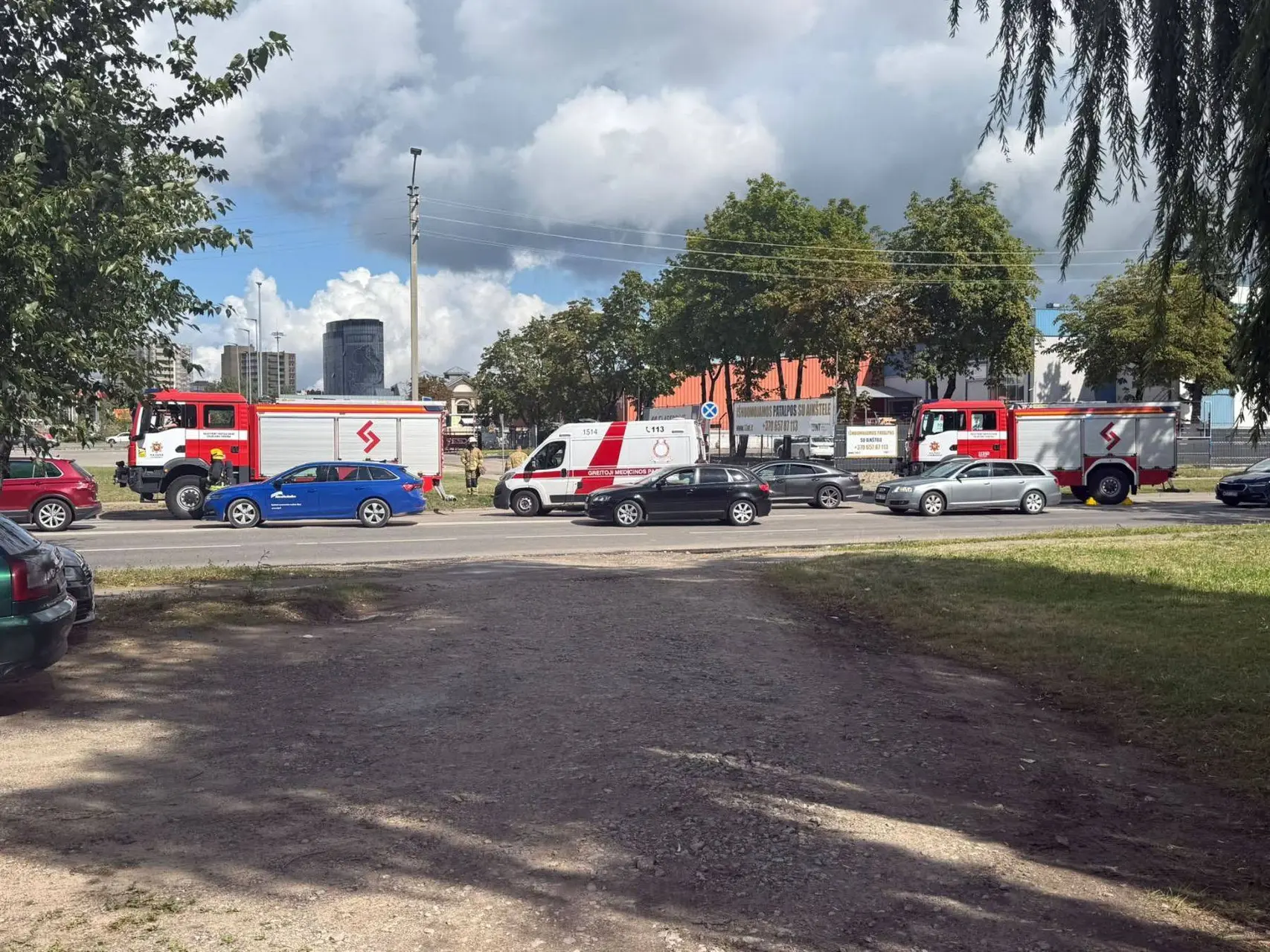Avarija Pramonės pr. ir Elektrėnų g. sankryžoje / Skaitytojų nuotr.