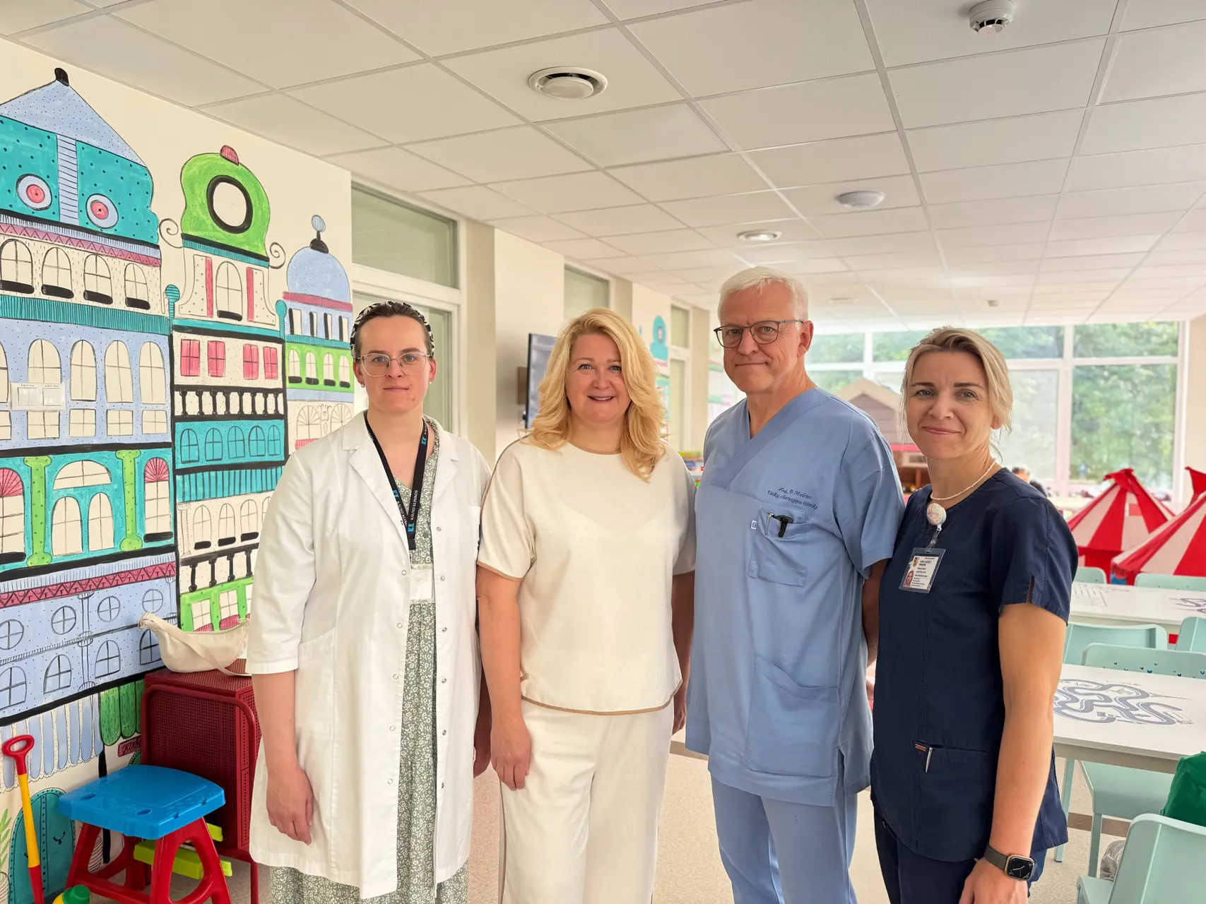 Kauno klinikų Vaikų chirurgijos skyriaus gydytojai / Kauno klinikų nuotr.