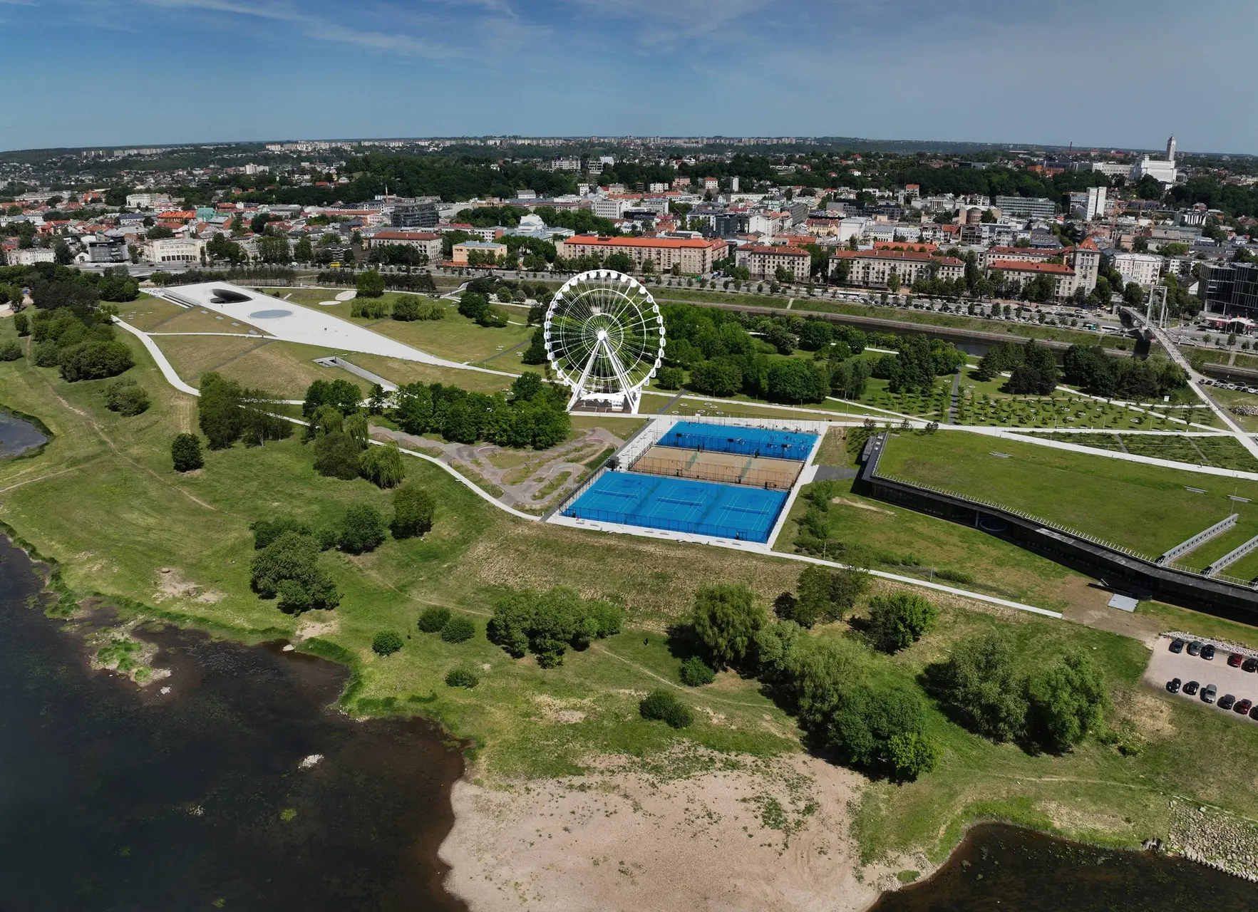 Nemuno saloje statomas apžvalgos ratas / Kauno miesto savivaldybės vizualizacija