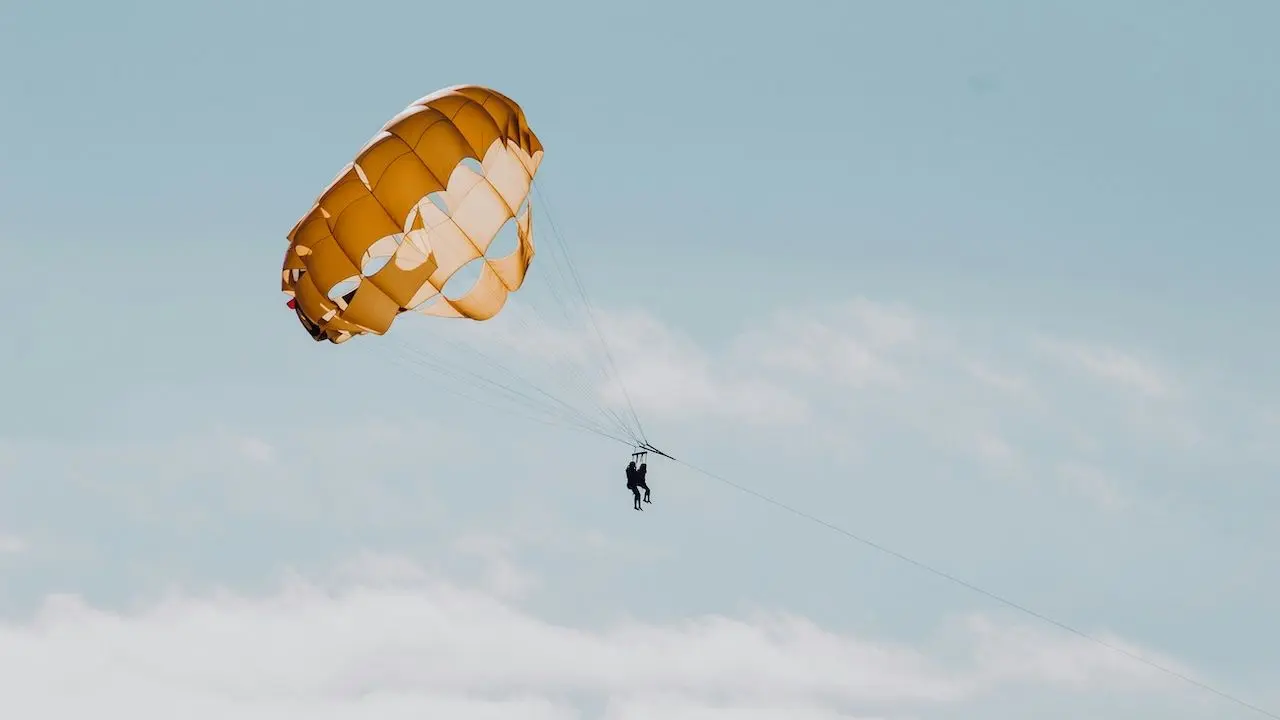 parachutist texel overleden