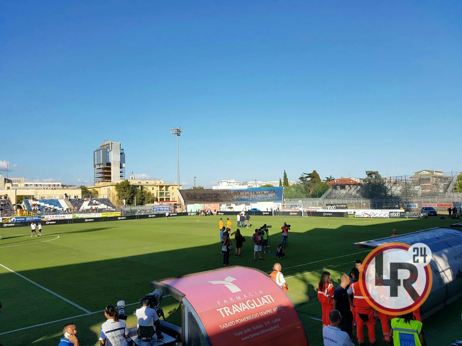 francioni latina settore ospiti lr24