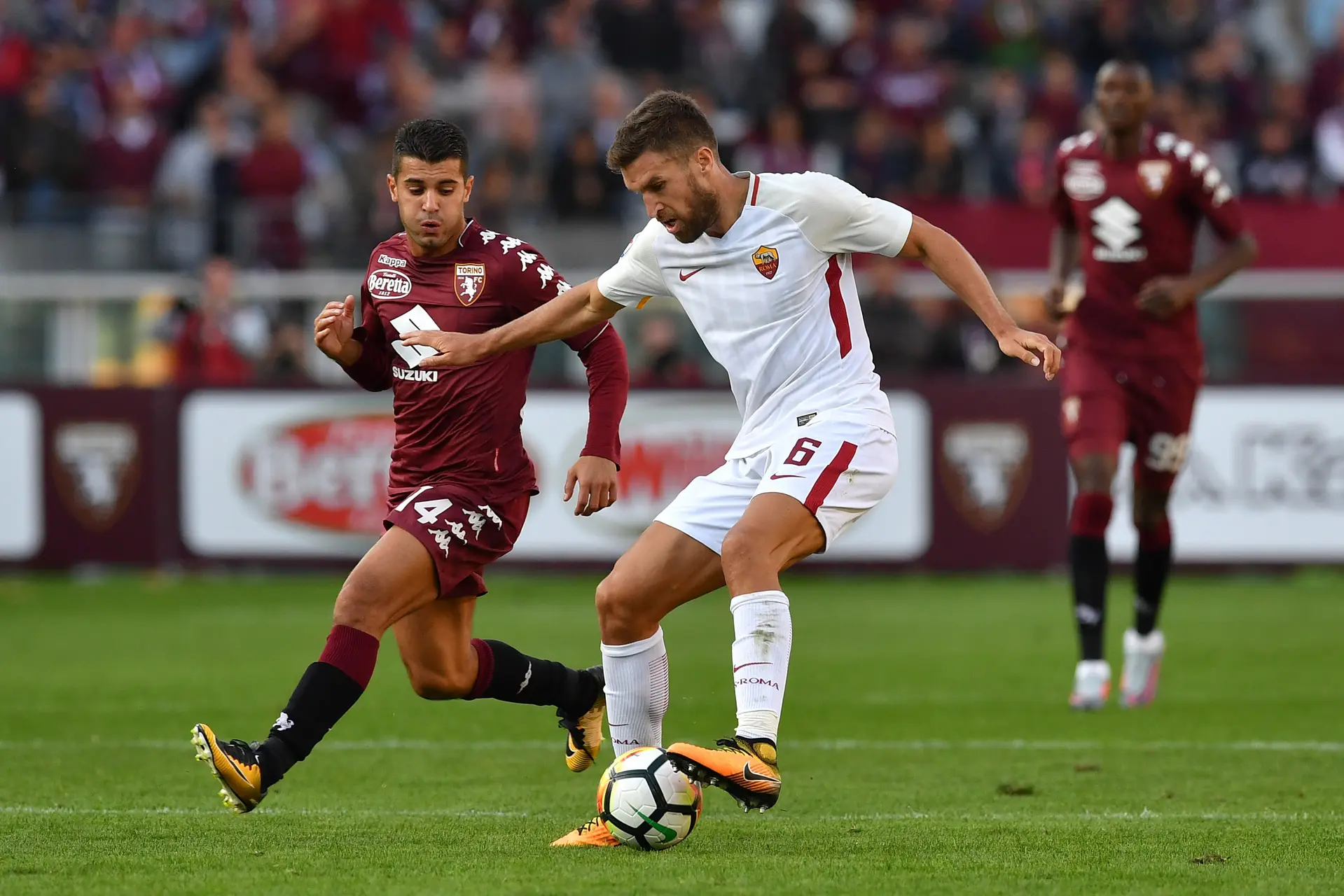 strootman protegge palla falque torino roma