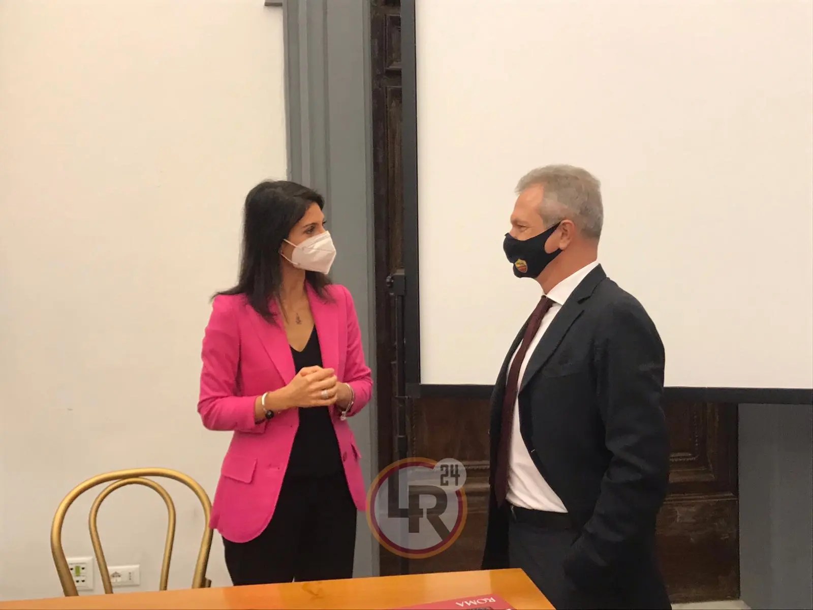 raggi fienga parlano