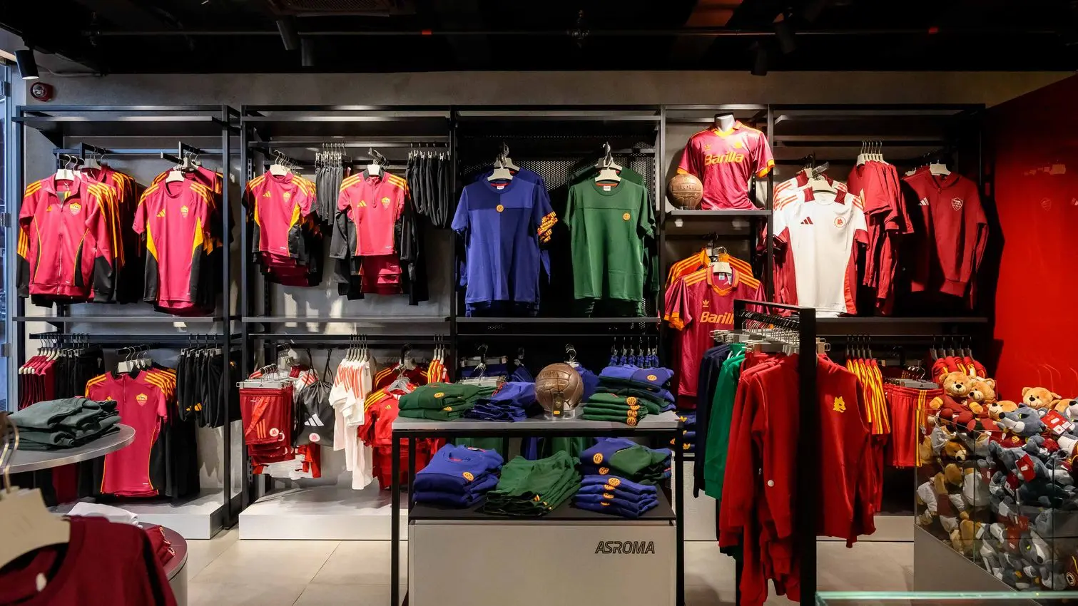 asroma store termini 2