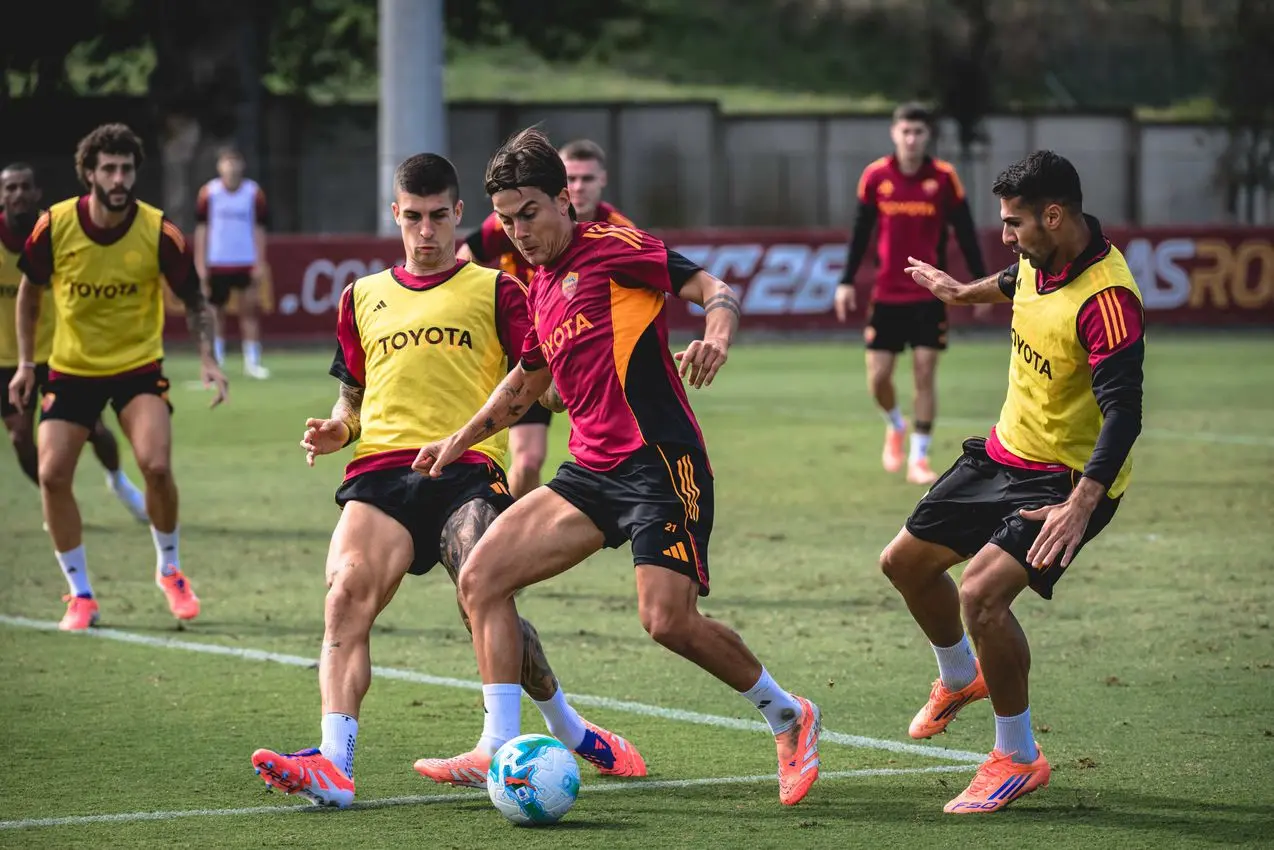 trigoria dybala mancini celik