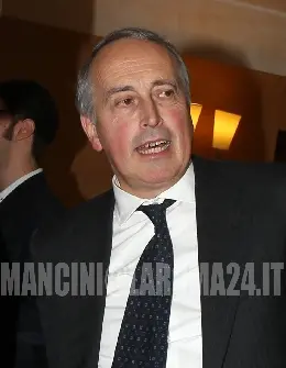 abete20ppiano20incontro20arbitri20societc3a020capitani20lr24209 1 1220mancini