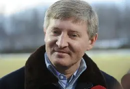 akhmetov20presidente20shakhtar20capelletto20preciso20sorrisetto