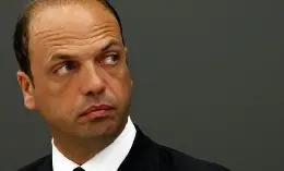 alfano20mezzo20profilo20non20bellissimo