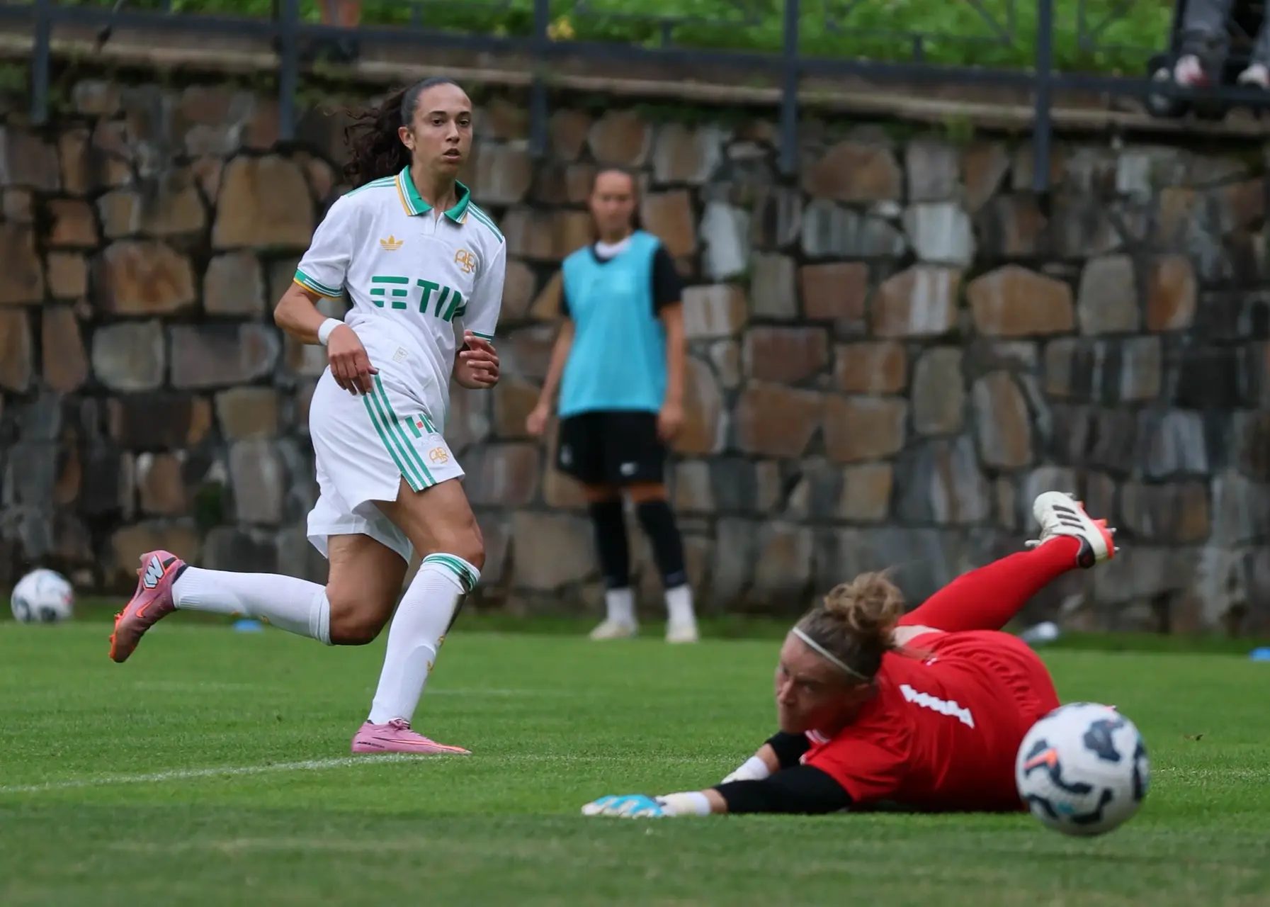 amichevole femminile como roma