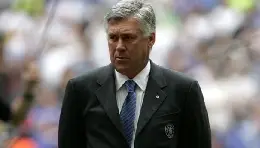 ancelotti20sguardo20serio20divisa20chelsea