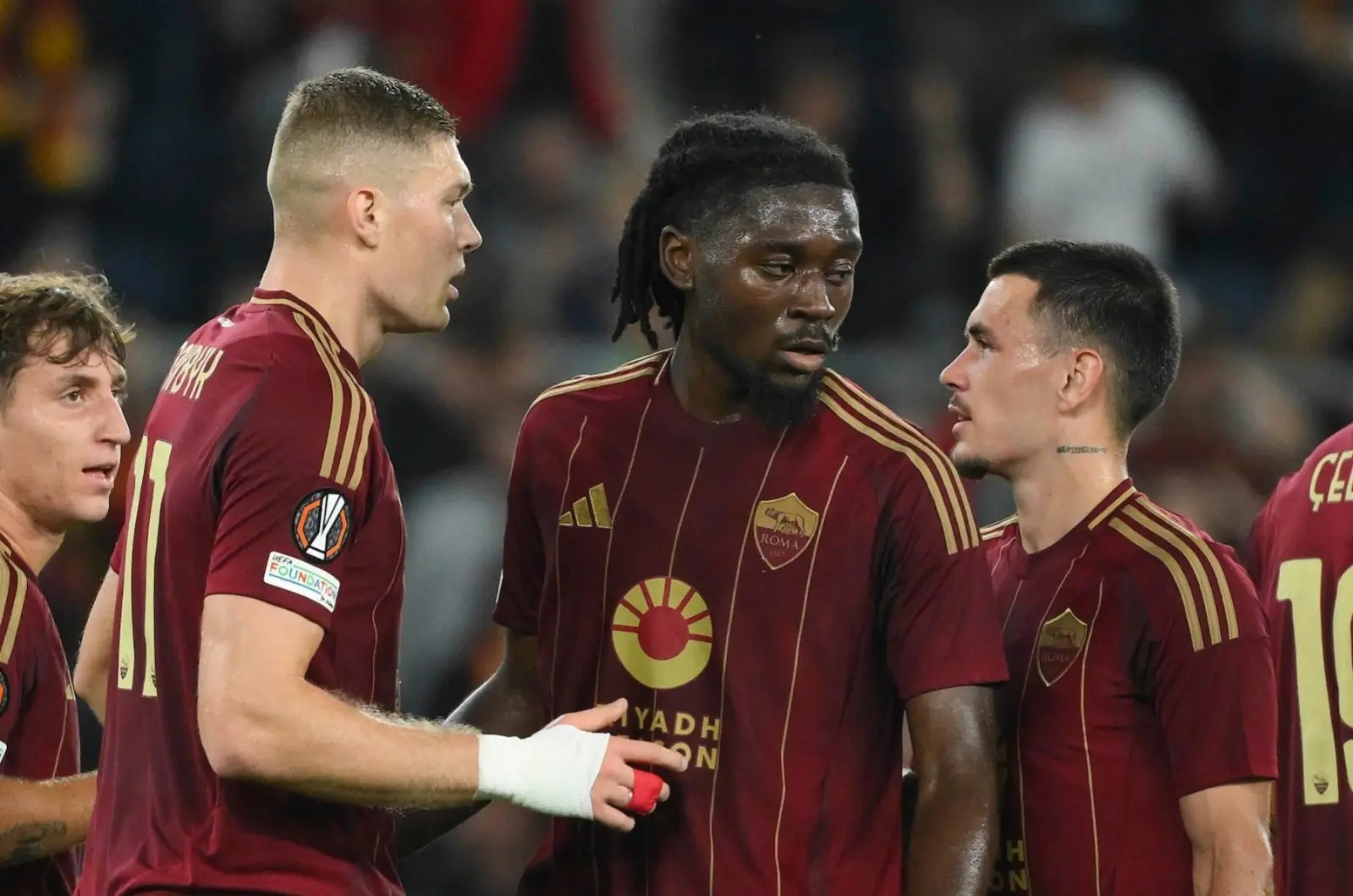artem dovbyk enzo le fe manu kom
