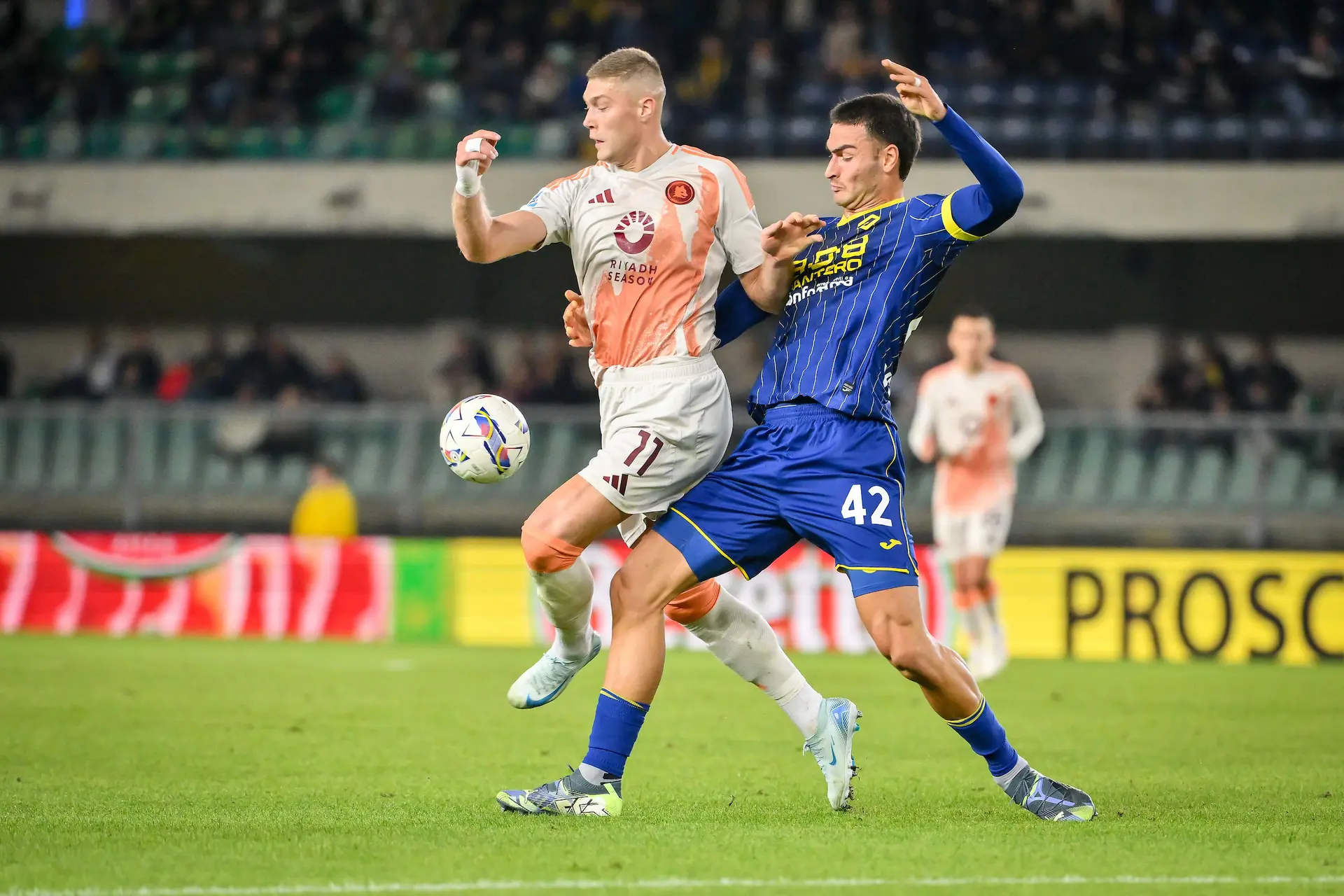 artem dovbyk hellas romaa