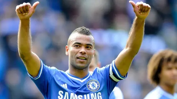 ashley cole pollici ok