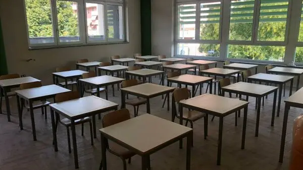 banchi scuola 1