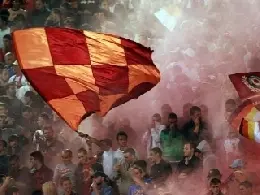 bandiere curva sud roma