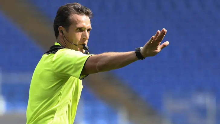 banti indica arbitro