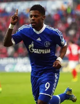 bastos20corsa20schalke20esulta