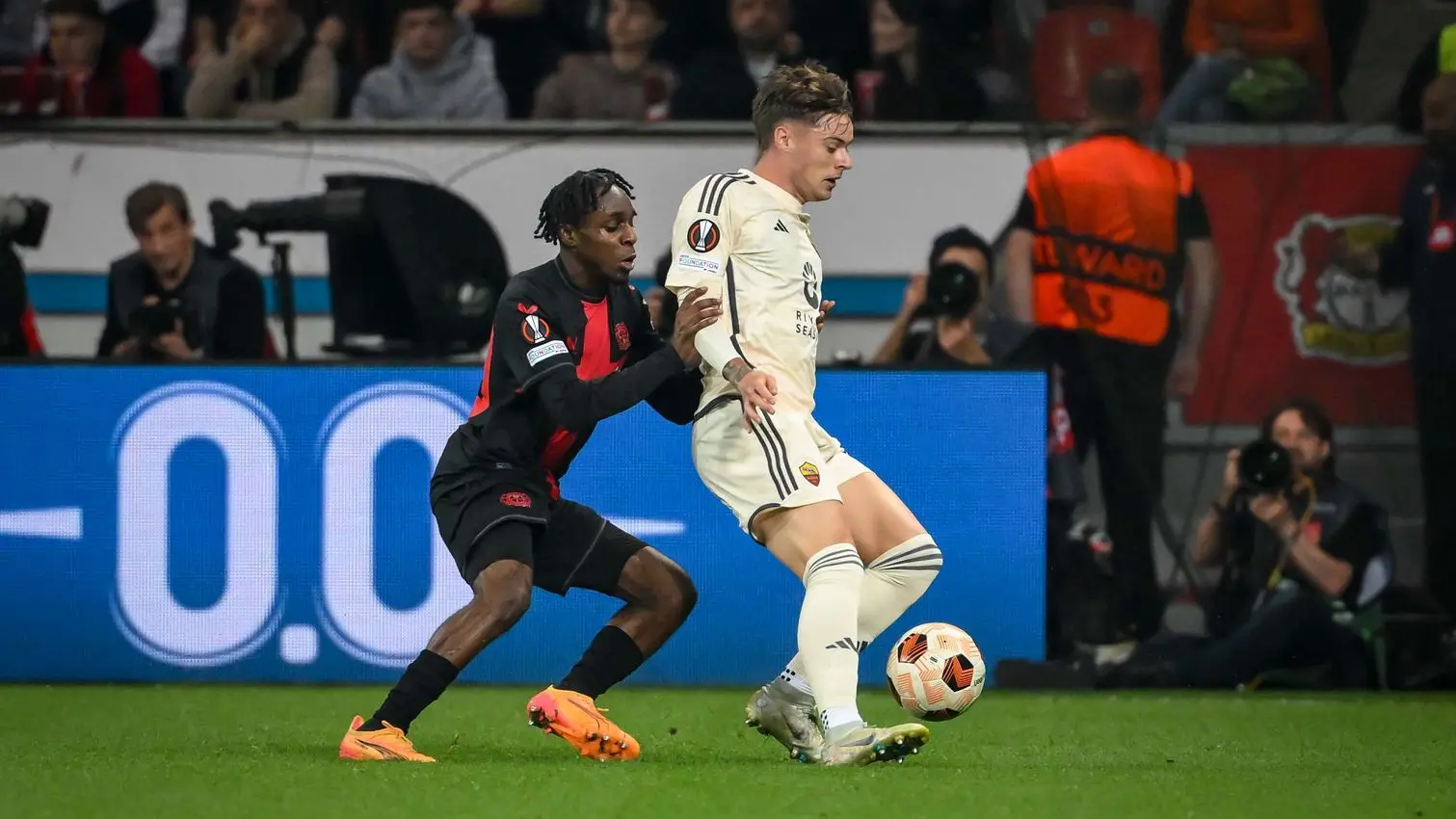 bayer leverkusen roma zalewski frimpong