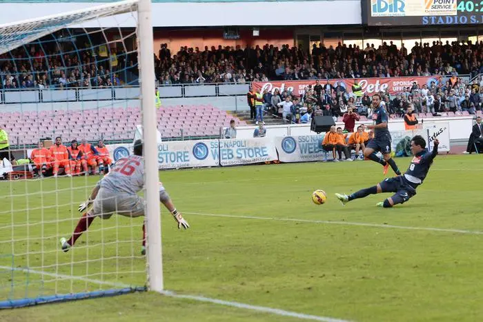 callejon gol napoli rom