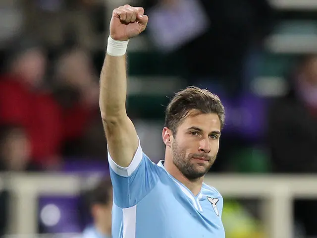 cana pugno alzato lazio