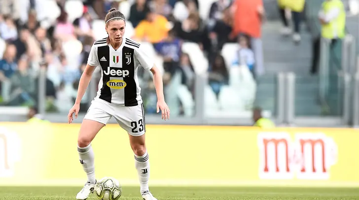 cecilia salvai juve