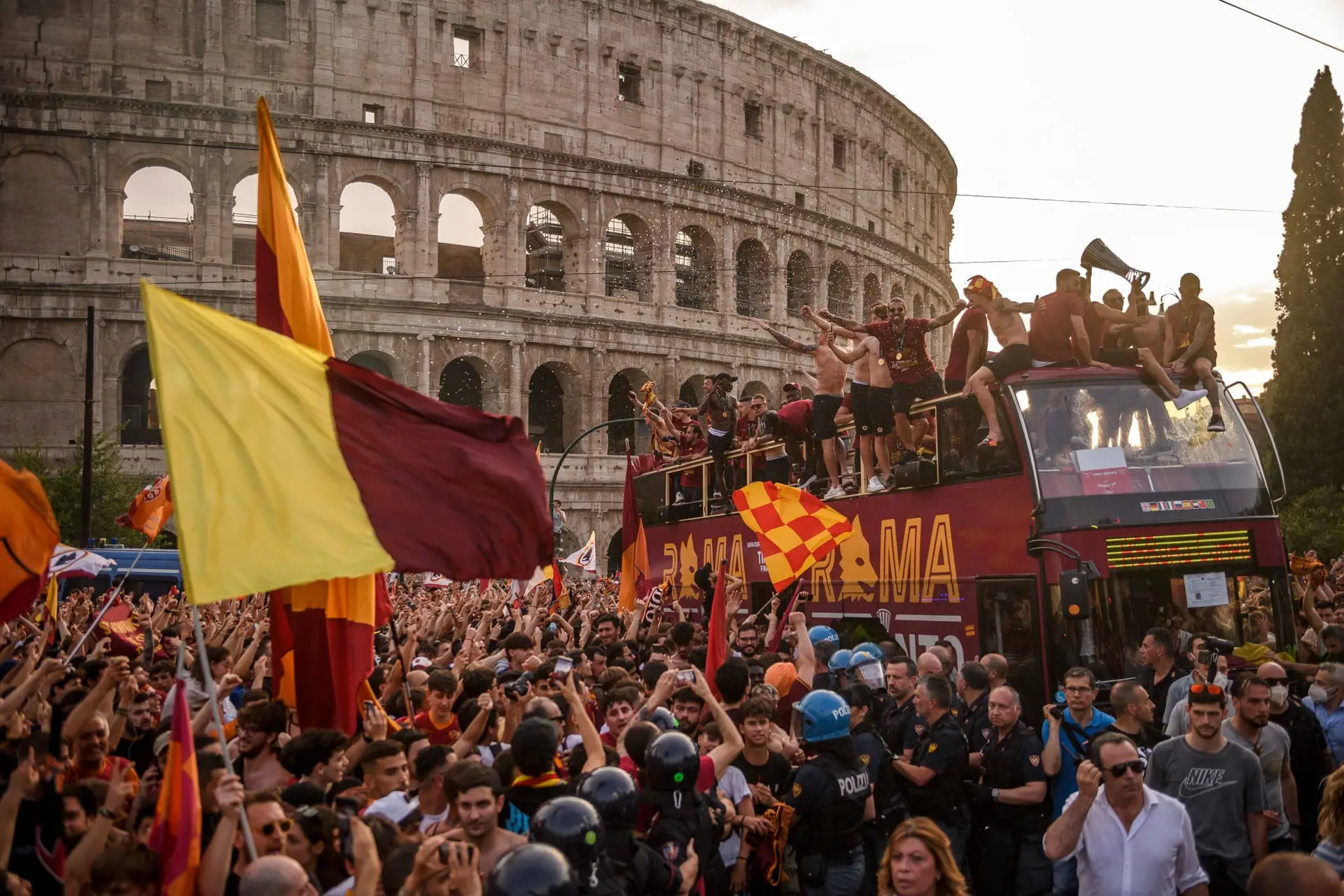 colosseo pullman roma festa