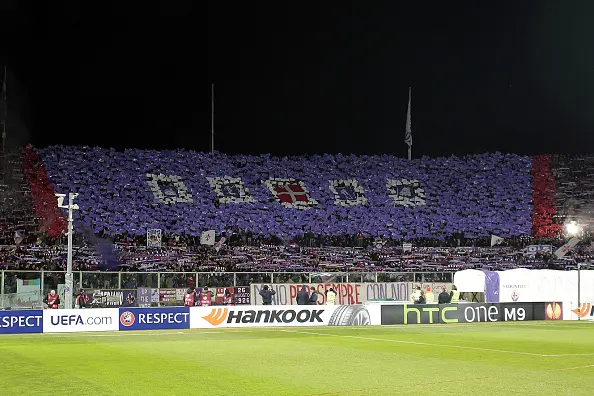 coreografia tifosi viola franchi europa league fiorentina roma 12032015