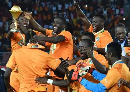 costa davorio doumbia festeggia coppa dafrica