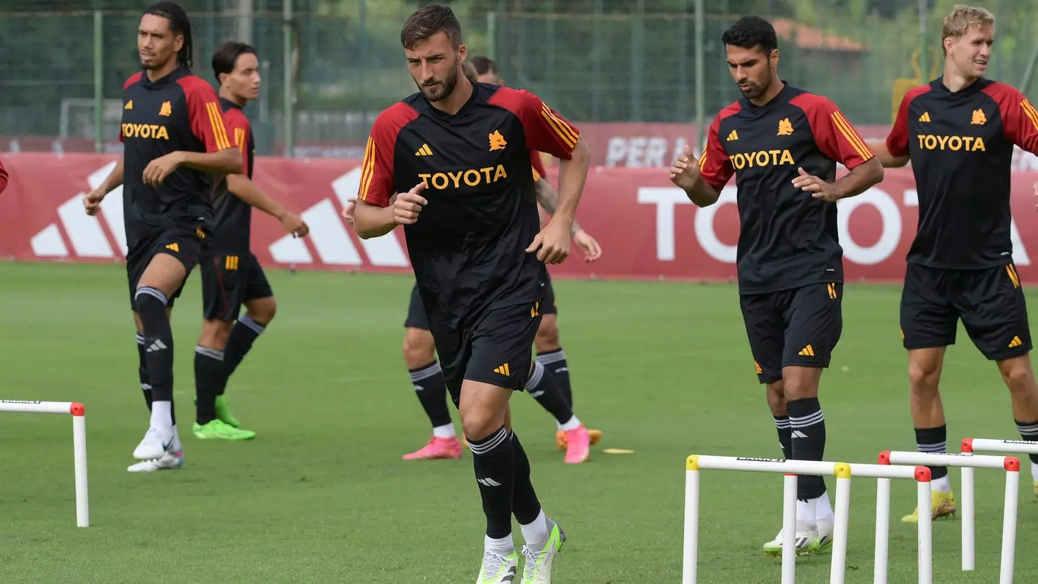 cristante smalling celik allenamento
